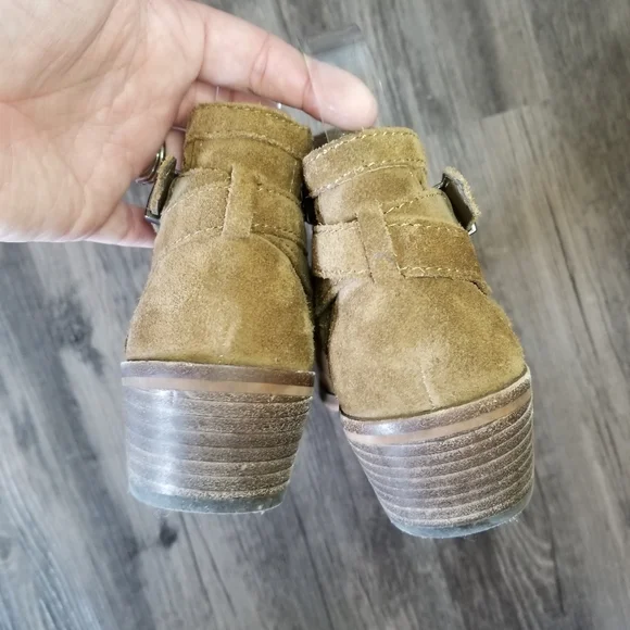 Vince Camuto Perforated Heeled Ankle Boots - Picture 6 of 8